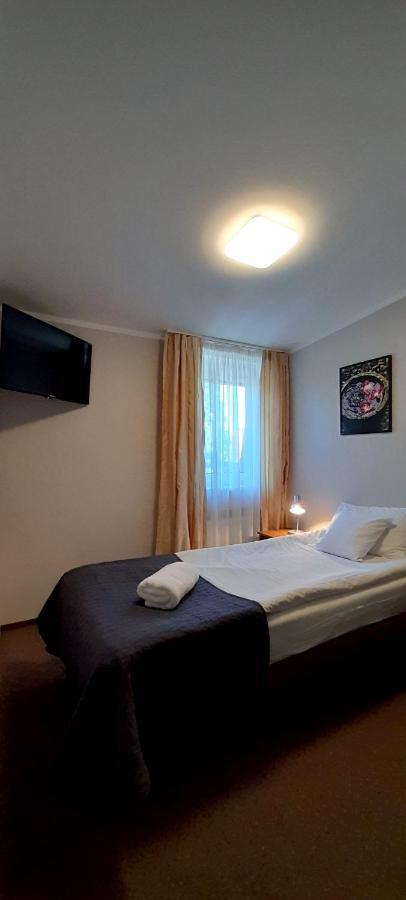 Astral Aparthotel Raszyn Ngoại thất bức ảnh