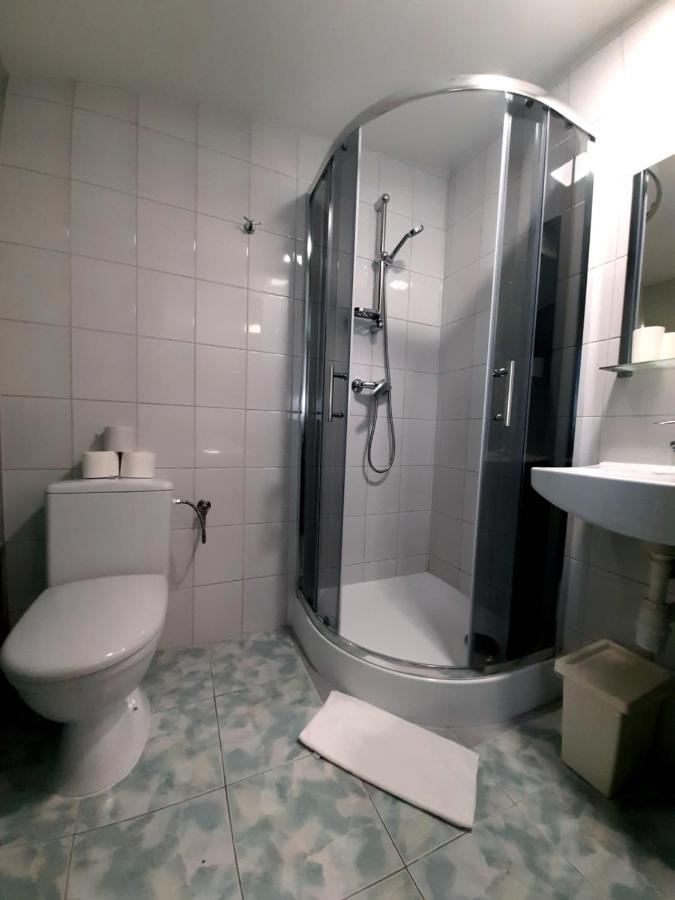 Astral Aparthotel Raszyn Ngoại thất bức ảnh